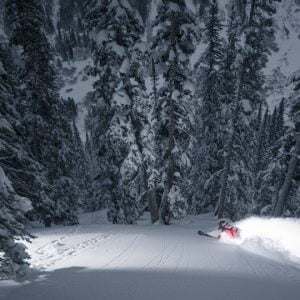 Last_Frontier_Heliskiing_photo_08-300x300