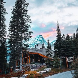 morainelakelodge_60579832_2066218927007720_6143753931239525398_n-300x300